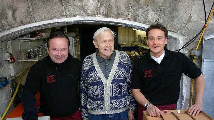 Erinnerungen: Bei der Familie Hager waren mit Georg, Ernst und Dominik drei Generationen im Einsatz.  Foto: Archiv