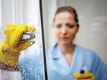 In der Gebäudereinigung arbeiten viele Frauen mit 450-Euro-Verträgen.
