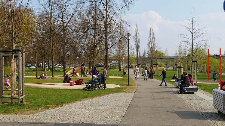 Wie wird das Gartenschaugelände künftig genutzt? Das ist eine der Fragen, mit der sich die Stabsstelle der Stadt Kitzingen befasst.   Foto: Archiv/Müller