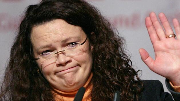 Andrea Nahles hat sich verabschiedet - die Kulmbacher Sozialdemokraten sorgen sich um ihre Partei. Foto: Jochen L&uuml;bke/dpa