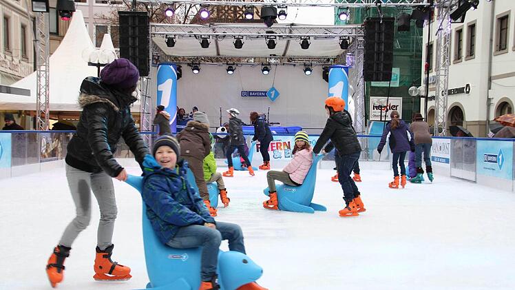 "Feiern & Eis" auf dem Marktplatz in Bad Kissingen Foto: Carmen Schmitt