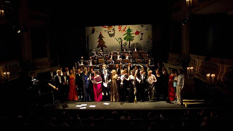 Impressionen vom Gala-Abend des Coburger Landestheaters.Foto: Jochen Berger