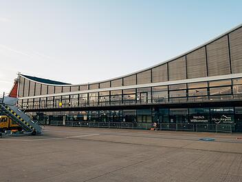 An bayerischem Airport erwischt: Vater meldet Schulkinder krank - für Kurztrip nach Israel