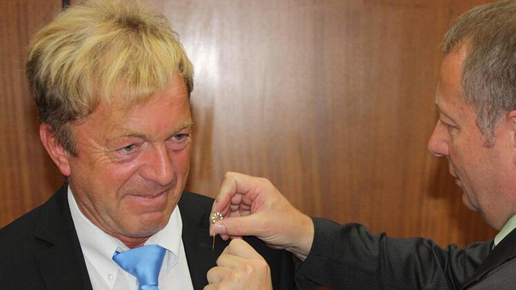 Gerhard Vieres erhielt die Ehrenmedaille des bayerischen Ministerpräsidenten.