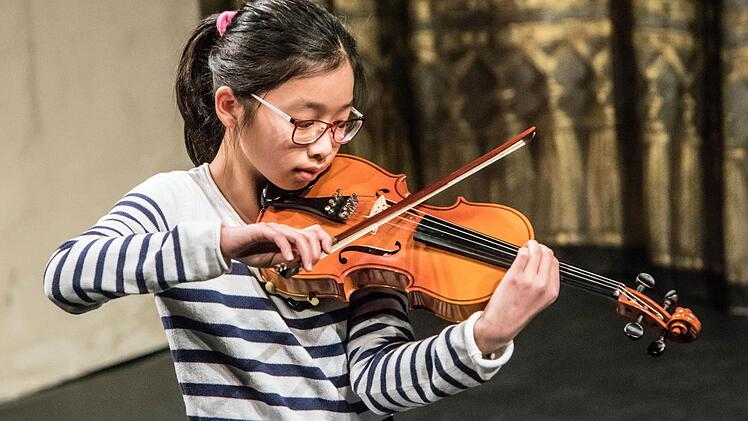 "Jugend spielt für Jugend im Landestheater Coburg": Duong Lucy Minh-AnFoto: Jochen Berger