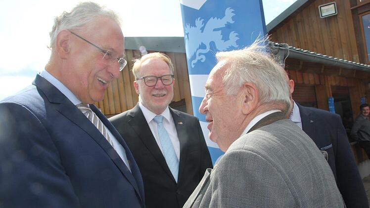 Eindrücke vom Ministerbesuch in Neufang. Foto: Veronika Schadeck