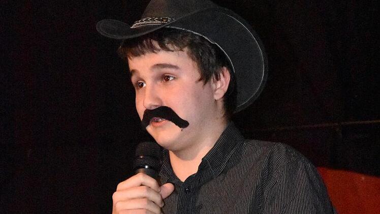 Vinzenz Büchs bewies Gesangs- und Unterhaltungstalent.