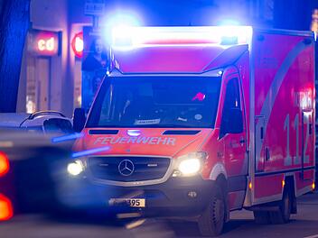 Rettungsdienst findet toten Mann in Wohnung