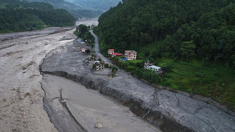 Sturzflut im Himalaya - Nepal