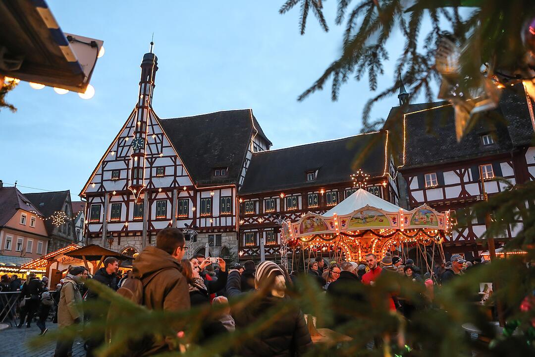 Der Forchheimer Weihnachtsmarkt ist eröffnet