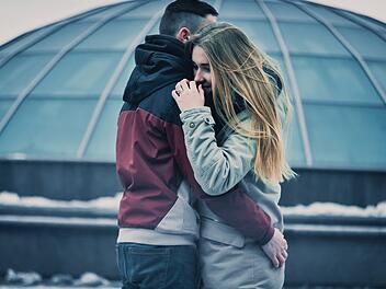 Love Bombing ist gefährlich