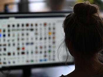 Polizei ermittelt zu Kinderpornografie