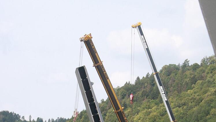 Blick auf die Brückenbaustelle in Untersteinach. Foto: Jürgen Gärtner