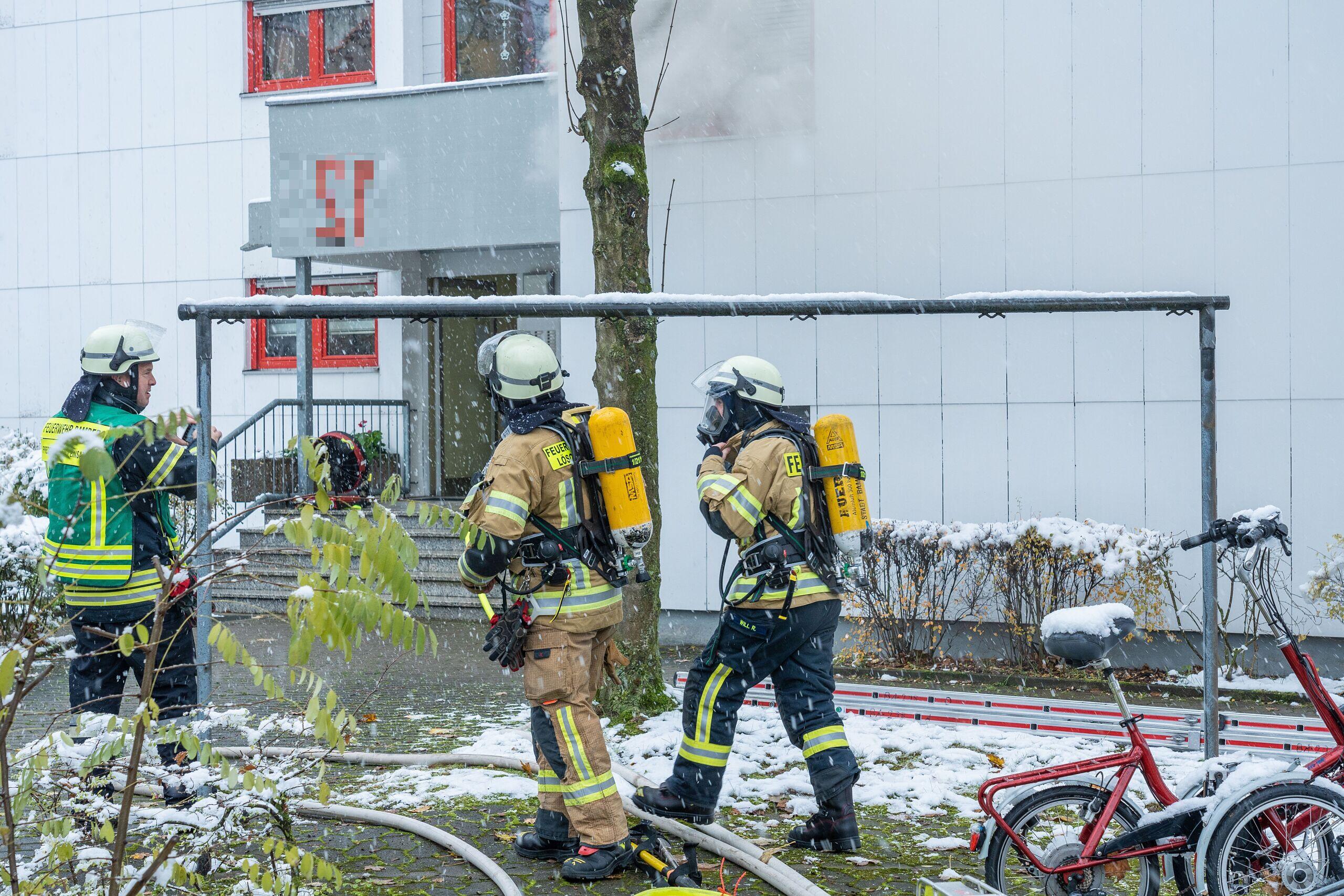 Bamberg Brand in Hochhaus stellt Feuerwehr vor große Herausforderung