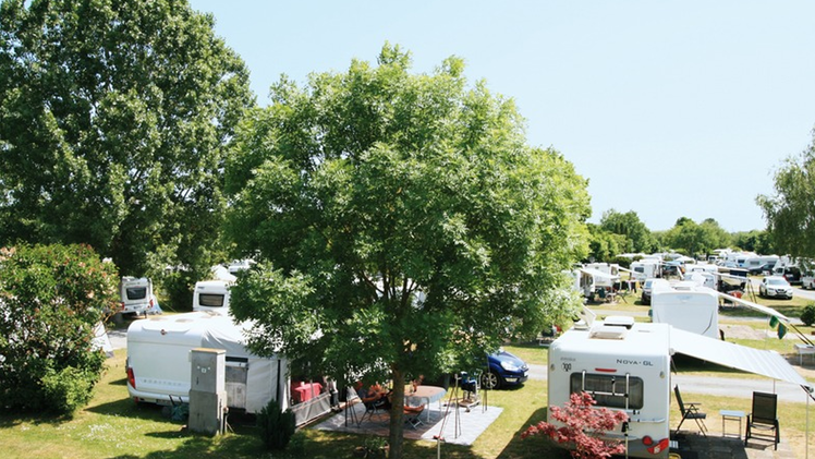 Der Campingplatz Ankergrund befindet sich in der N&auml;he von Volkach, direkt an der malerischen Mainschleife.