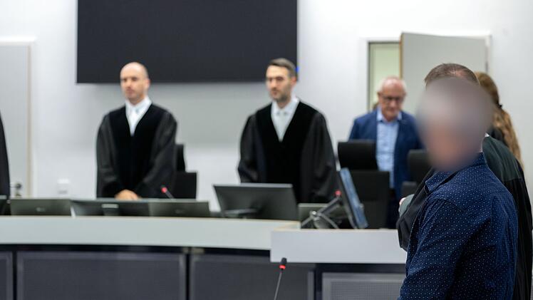 Prozess um Giftanschläge auf Ehefrau beginnt