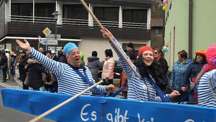 Impressionen vom Faschingsumzug in Steinwiesen. Foto: Susanne Deuerling