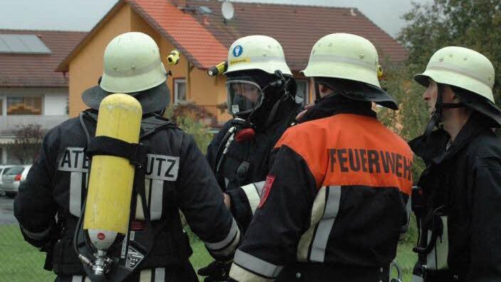 Gemeinsame Übungen der Werkfeuerwehr von Paul & Co zusammen mit der Freiwilligen Feuerwehr Oberwildflecken hat es in den vergangenen Jahren auch schon gegeben. In Zukunft soll die Zusammenarbeit noch intensiviert werden.  Foto: Sebastian Schmitt-Mathea
