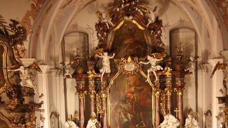 Die Klosterkirche bot einen prachtvollen Rahmen für die "Fränkische Weihnacht". Foto:  Matthias Nöth