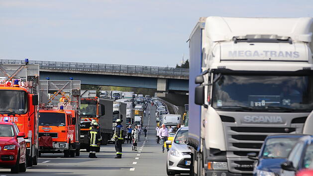 Nach Unfall bei Trockau: Fehlende Rettungsgasse auf der A9