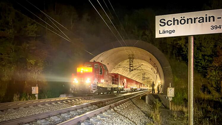 ICE-Nothalt im Kreis Main-Spessart: Einsatzkr&auml;fte schildern Kraftakt