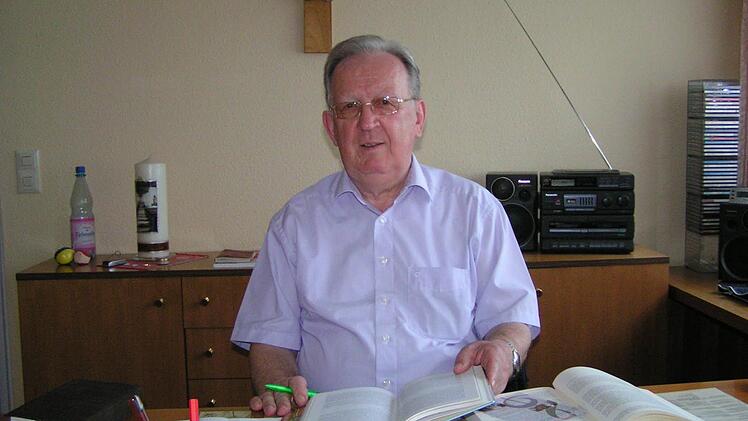 Auch Schreibtischarbeit muss sein Foto: Heidi Amon