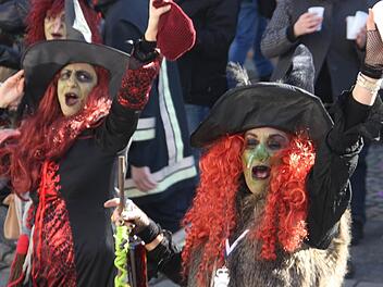 In Oberlangenstadt sind die Hexen los. Foto: Veronika Schadeck