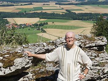 Bernhard Pabst liebt auf seinen Wanderungen die abseitigen Pfade. Foto: p