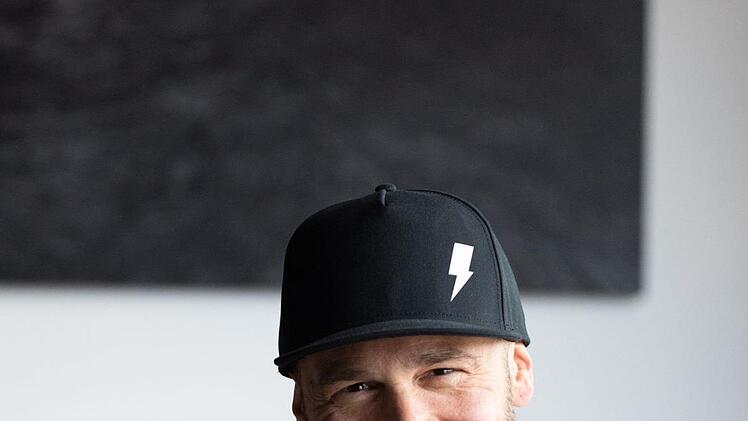 "Wir wollten beweisen, dass man mit einem serienmäßigen YT-Mountainbike Weltcup-Rennen gewinnen kann", sagt Firmengründer Markus Flossmann. Foto: YT Industries