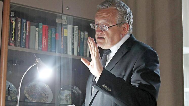 Günter Dippold wartete mit neuesten Informationen zum Thema auf. Fotos: Markus Häggberg