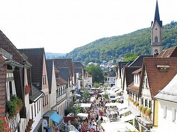 Das Altstadtfest in Ebermannstadt ist ein Publikumsmagnet. Das soll so bleiben.  Foto: Archiv/Helmut Vogler