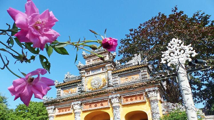 Diesen Tempel besichtigten die Reisenden in Vietnam.