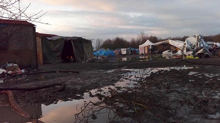 In den provisorischen Camps fehlt es am Nötigsten.  Foto: Christian Ludwig