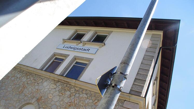 Das Hauptgebäude des Bahnhofs. Foto: Marco Meißner