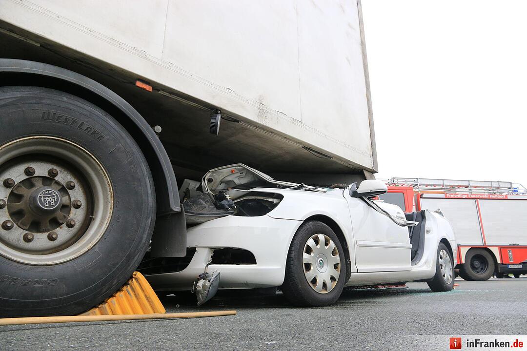 Lkw-Unfall auf der A3 bei Erlangen