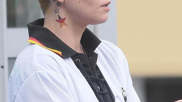 ... und in die Haarspitzen.