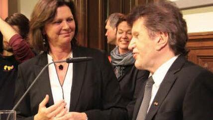 Bayerns Wirtschaftministerin Ilse Aigner und der Coburger IHK-Präsident Friedrich Herdan.