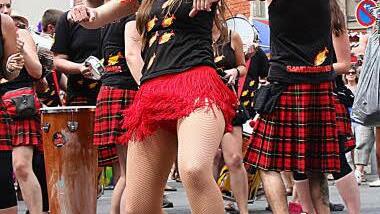 Impressionen vom Samba-Umzug 2015.  Foto: Albert Höchstädter