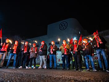 Warnstreiks in der Metall- und Elektroindustrie – VW Osnabrück