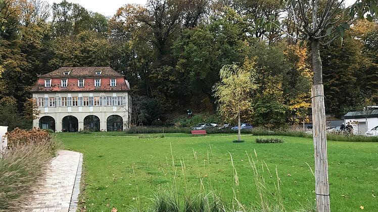 Auch keine Lösung: Der Vorschlag, die Gaustadter Kirchhweih auf der neuen Grünfläche beim Fischerhofschlösschen zu feiern, stieß bei Geschäftsleuten auf Widerstand.  M. Wehner