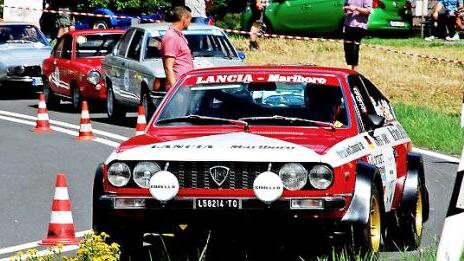 Aufmarsch der Rennsport-Fahrzeuge
