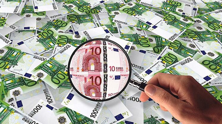 Genau hinschauen musst du, wenn du für dein Geld eine Rendite haben willst.