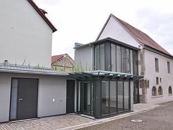 Die Michaelskapelle in Haßfurt wird im Frühjahr nächsten Jahres eingeweiht. Hier entsteht ein Dokumentationszentrum für die benachbarte Ritterkapelle.  Foto: Ulrike Langer