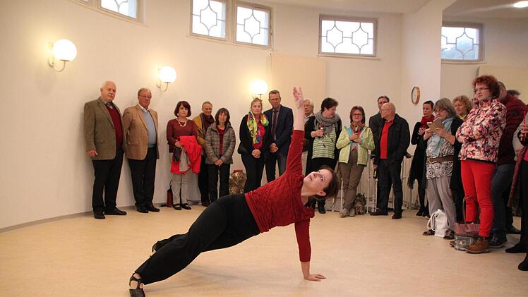 Am Samstagnachmittag wurde ein Tanzstudio im Staatsbad eröffnet. Foto: Ulrike Müller