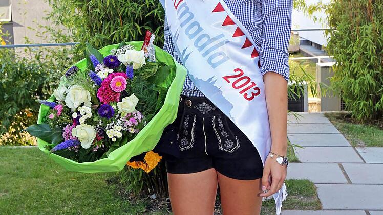 Elena Wicht (19) aus Bamberg ist das neue Sandmadla. Foto: RiegerPress