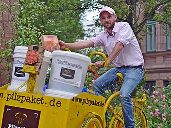 Ralph Haydl ist mit seinen Pilzen unterwegs Foto: Nikolas Pelke