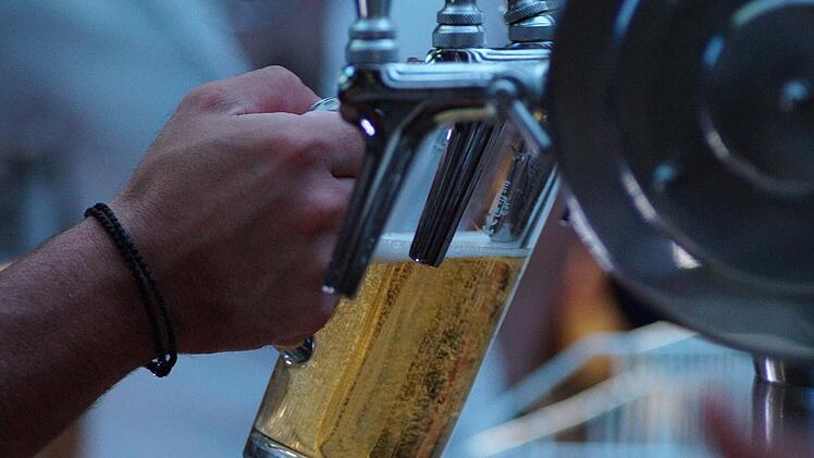 Nürnberg: Politikerin fordert mehr fränkisches Bier in Gaststätten -  Ansage an Gastronomen