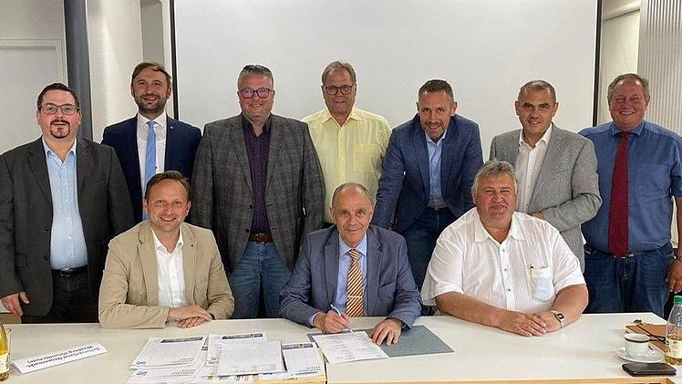 In Thurnau wurde die Zweckvereinbarung für die interkommunale Zusammenarbeit im EDV-Bereich unterzeichnet.