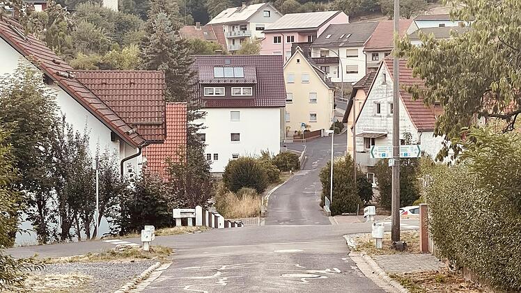In Oberwildflecken und Oberbach sollen noch in diesem Jahr einige Straßen saniert werden. Dazu gehört auch der Küppel im Ortsteil Oberbach.