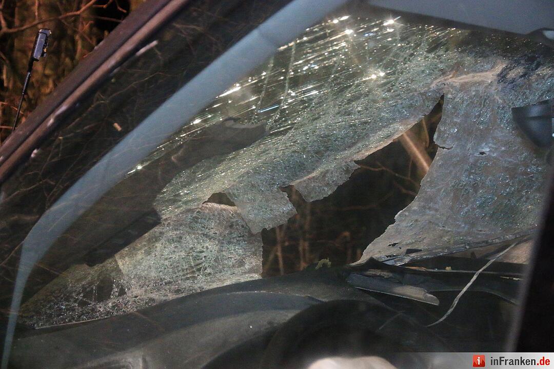 A70: Hoher Schaden nach Unfall bei Oberhaid